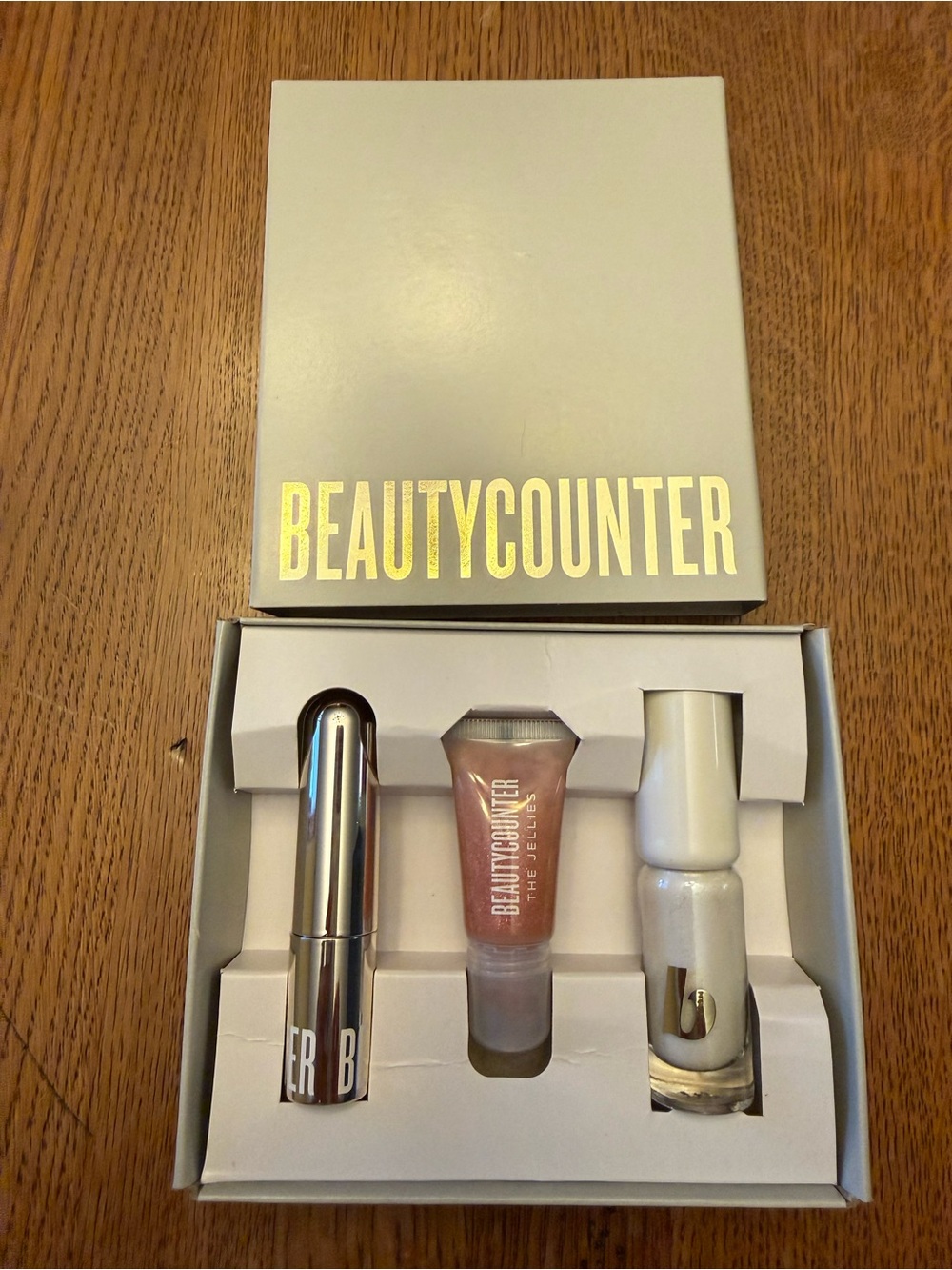 beautycounter Ready, Set Makeup Trio